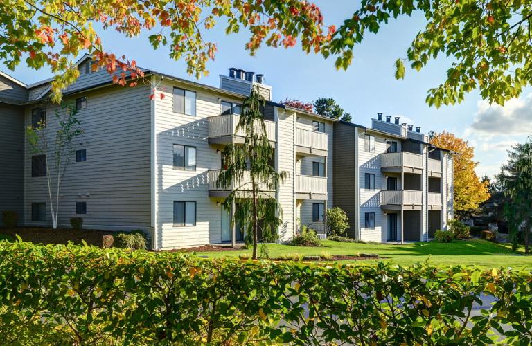 Redmond Hill (30 Day Min Stay Required) Redmond , WA